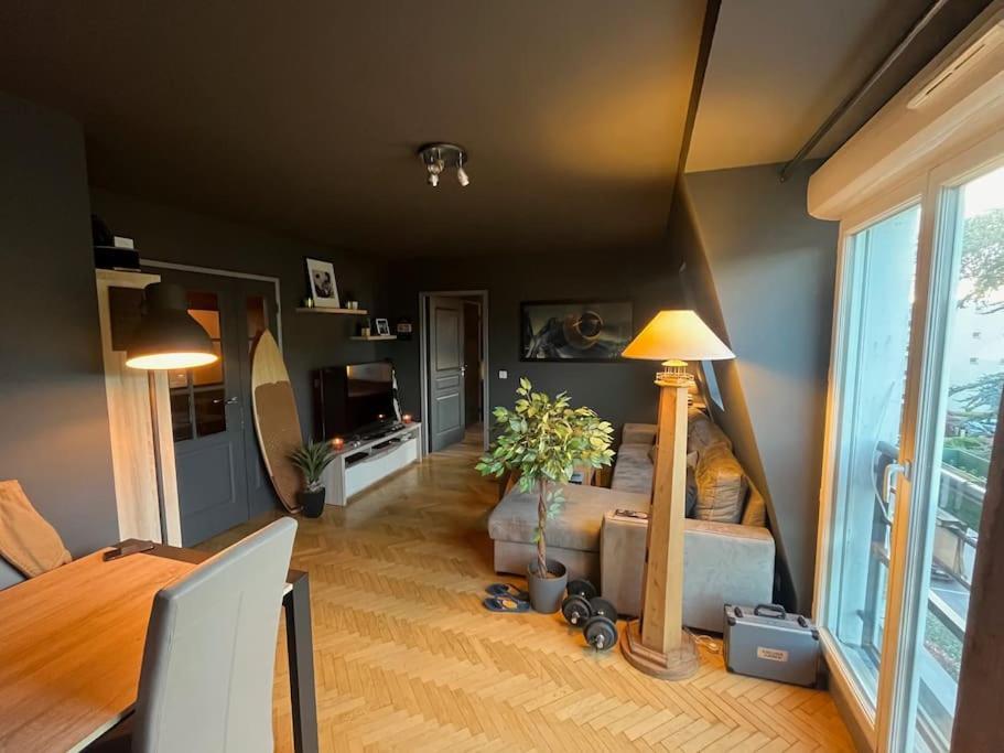 Appartement Cosy Le Chesnay Le Chesnay  Exterior foto